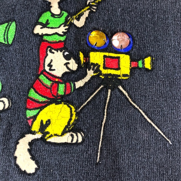 Hollywood Famous Cats Bowl Red Carpet Vintage Tee - Picture 9 of 14